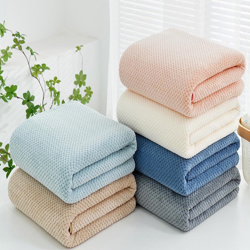 Ultra-Soft Coral Fleece Bath Towel Thickening Is Not Easy To Shed Absorbent Towels Bathroom Hotel Eco-Friendly Beach Towel