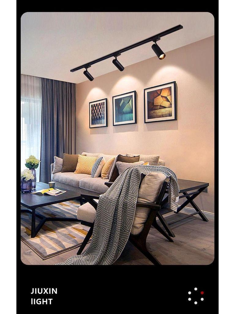 Super Bright LED Ceiling & Wall Track Light for Clothing Store Displays