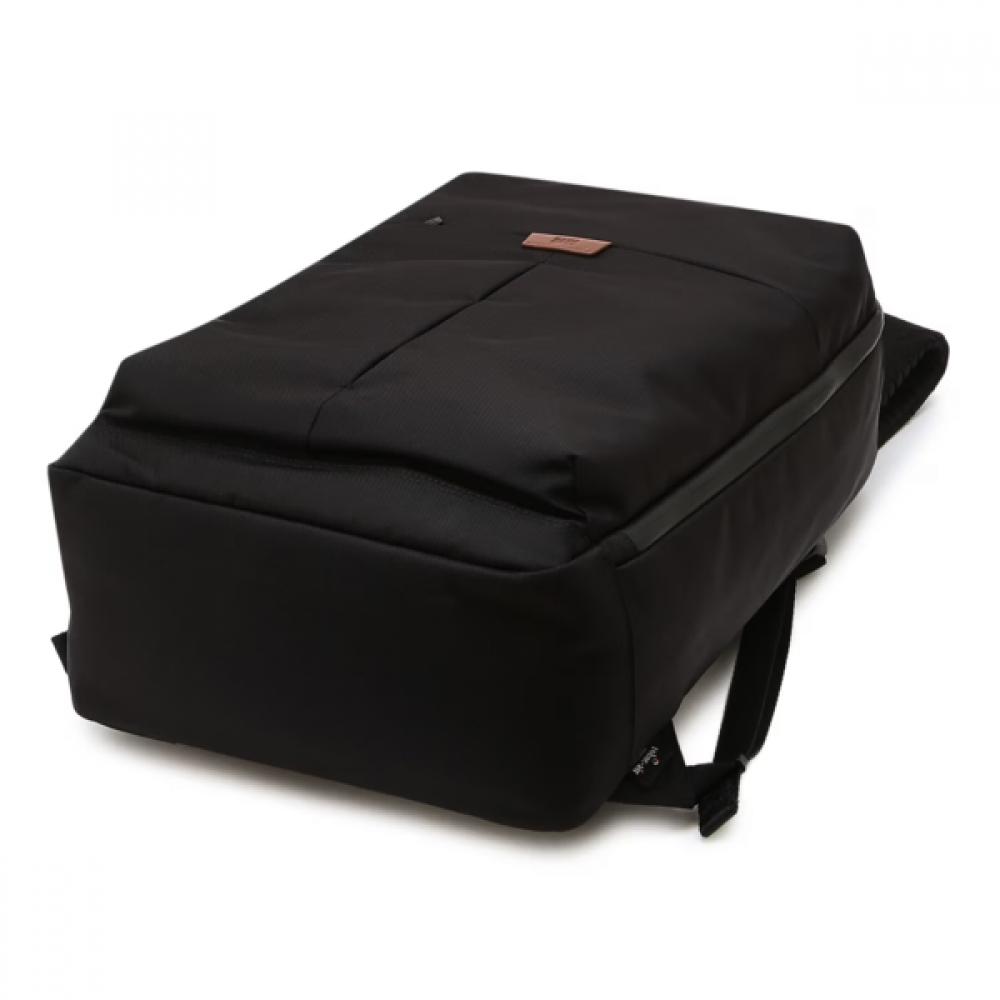 Daks Black Embossed Logo Nylon Backpack Dbba6e773bk