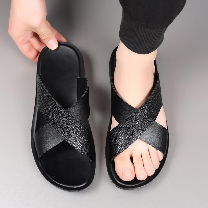 Fashion Classic Design Artificial Leather Slippers Open-toe Non-slip Sandals Man Flats Slides Summer Soft Comfort Beach Vacation Shoes