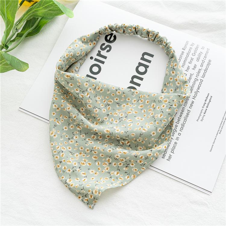 28cm Chip Flower Hair Scarf Bohemia Bandana Hair Band Retro Triangle Scarf Kerchief Women Girl Travel Headscarf Accessories