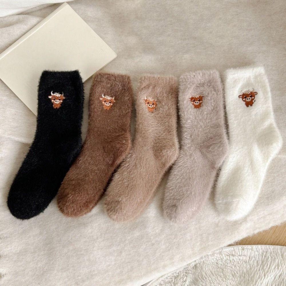 5Pairs Embroidery Cow Winter Fluffy Socks Mid Tube Cartoon Cattle Thicken Warm Socks Sweet Ladies Hosiery Plush Floor Socks