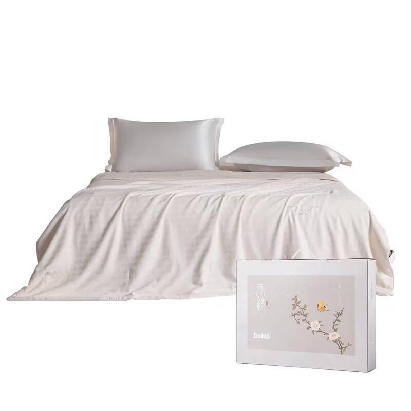 Dohia Jacquard Tussah Silk Lightweight Duvet