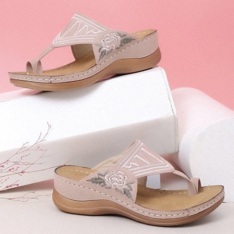 Summer new sandals women's large size simple embroidered flower sandals breathable toe flip-flops