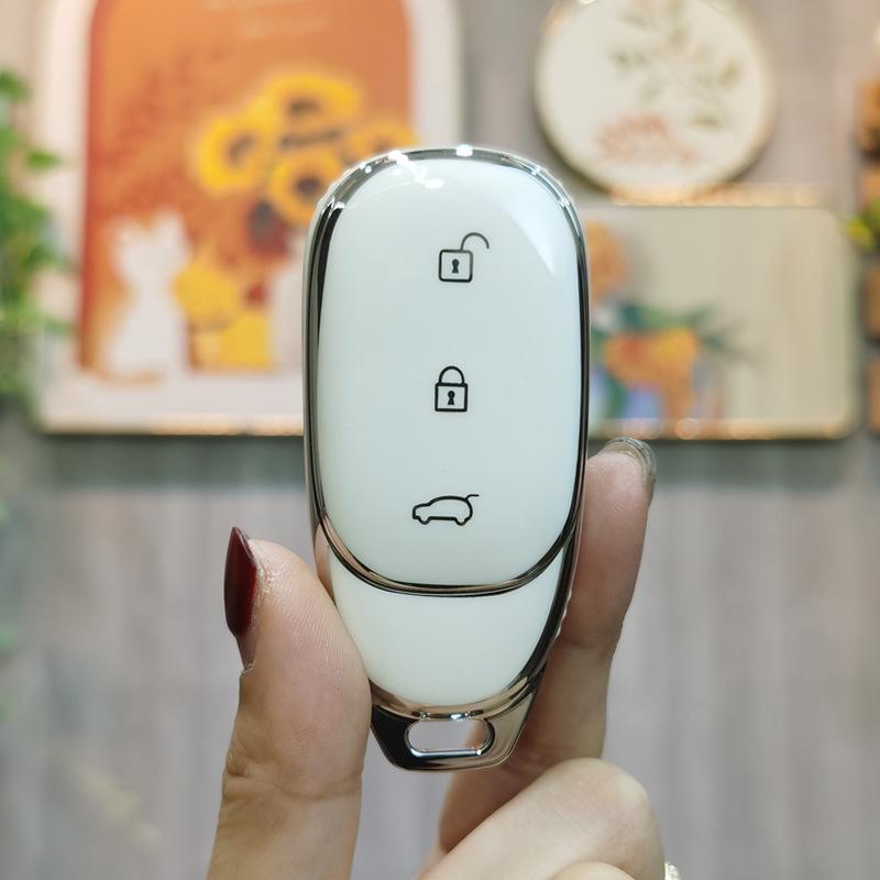 Unisex High-End Key Case: Custom L9 Car Remote Control Protective Shell with Keychain