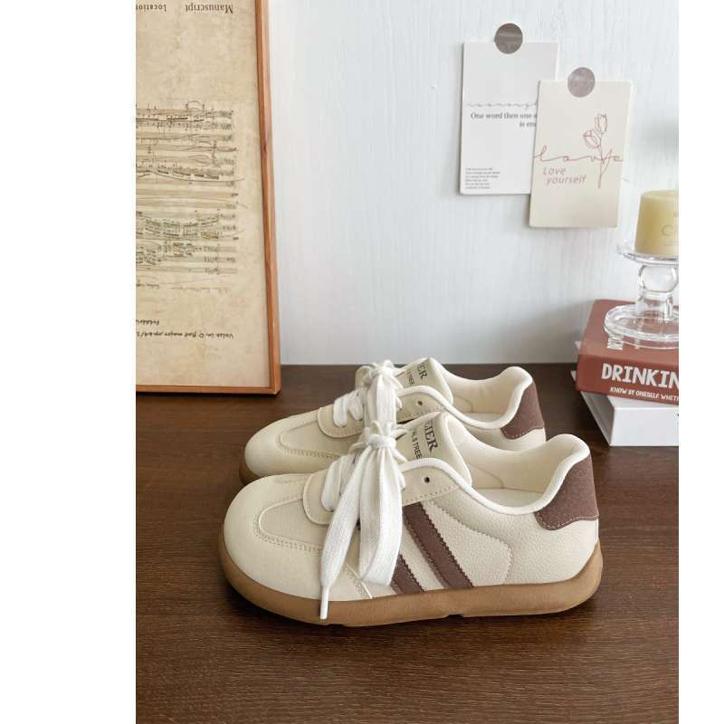 

Ретро женские новые осенние модные универсальные повседневные маленькие белые туфли с круглым носком, туфли на платформе, тренд 40 хаки