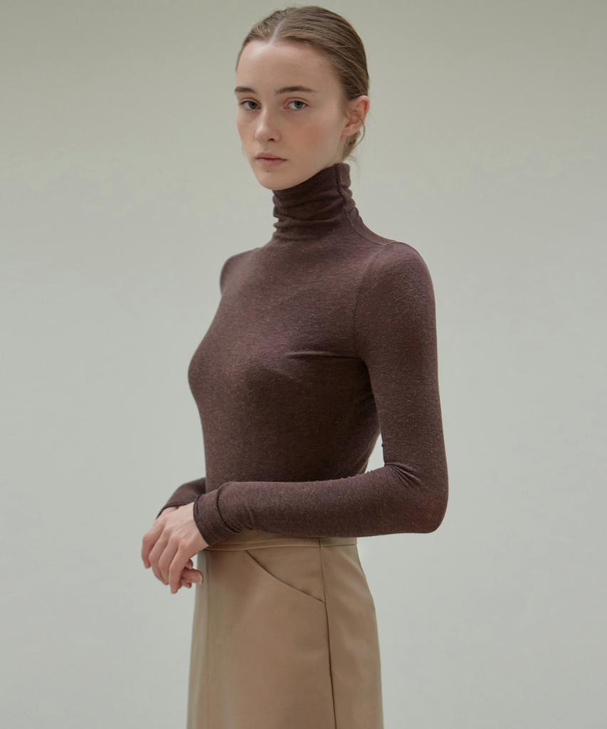 Nigaennikol [Essential] Turtleneck Slim Knit Top_Brown
