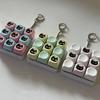 9-Key Black Cat Fidget Keyboard Stress Relief Keyboard Finger Clicker Keychain Office School Travel Decompression Button Sensory Toy
