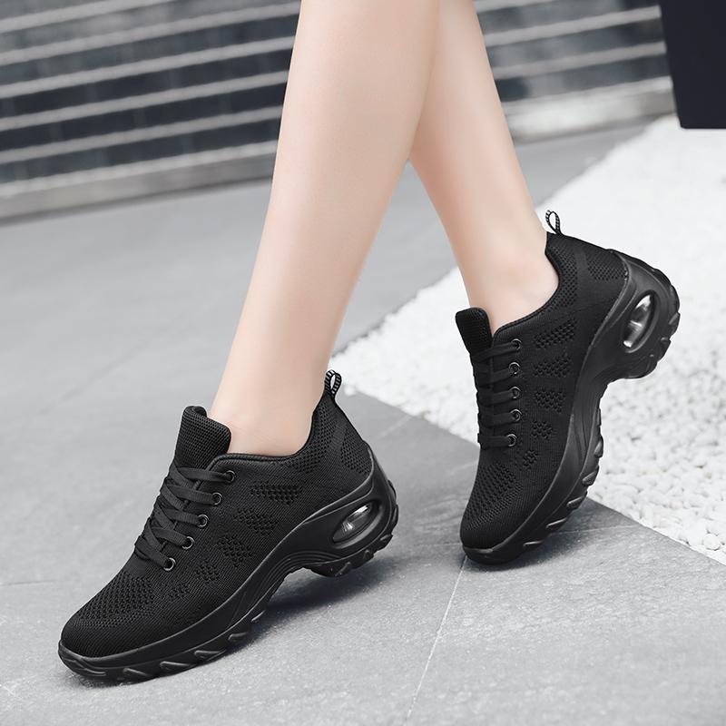 Black dance shoes Yang Liping square dance shoes soft-soled jazz shoes medium heel sports dance shoes are not tiring 35