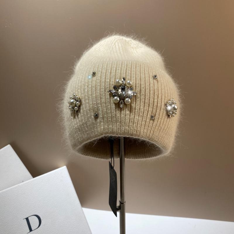 New European Retro Court Feng Shui Diamond Rabbit Hair Knitted Hat, Warm In Autumn and Winter, Thickened Plush Fashionable Wool Hat for Women