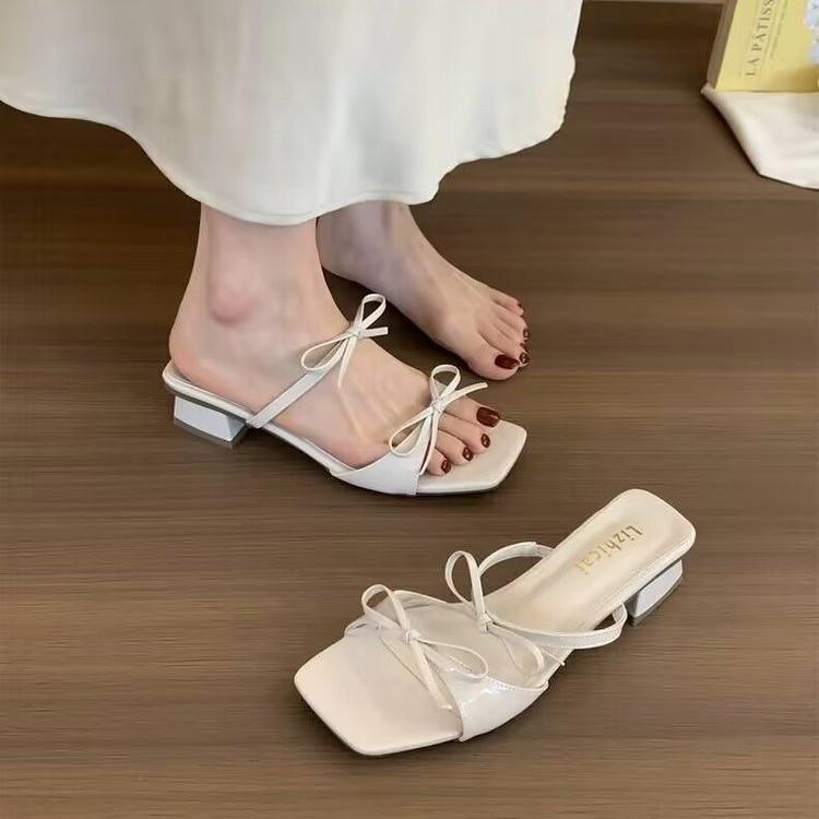 

Silver high heels temperament French small cool slippers fairy outer wear 2025 summer with skirt thin belt cool slippers 35