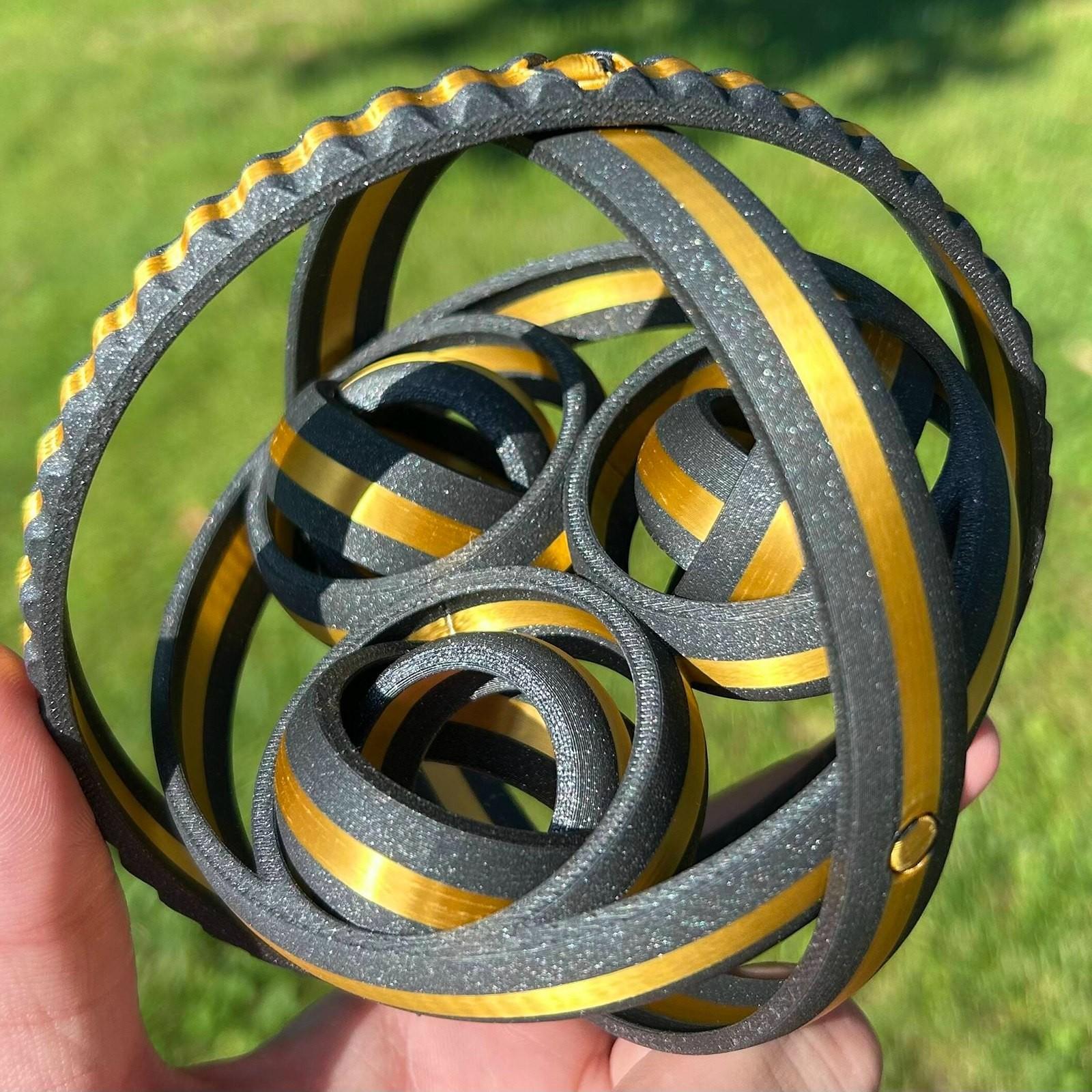 

Новая декомпрессионная спиральная шестерня, напечатанная на 3D-принтере One Size чёрный