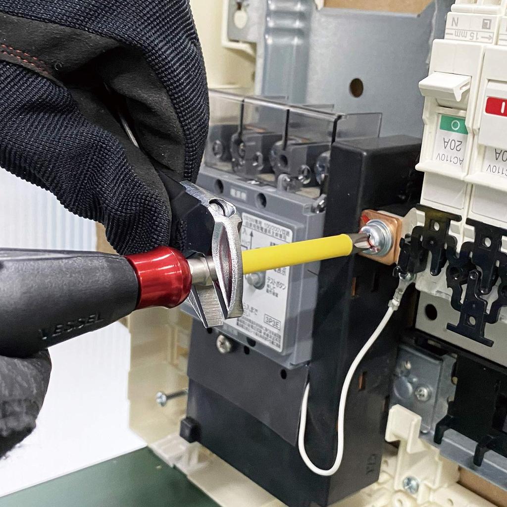 VESSEL Screwdriver Bit with Insulated Tube and Hex Bolster Plus No.3 100mm USB163100S8