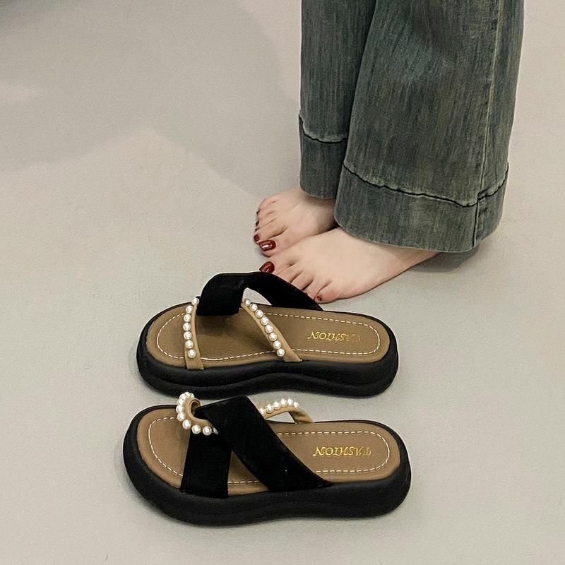 Cool slippers women's summer wear 2025 new models with skirts fairy wind one-word drag platform casual beach shoes women