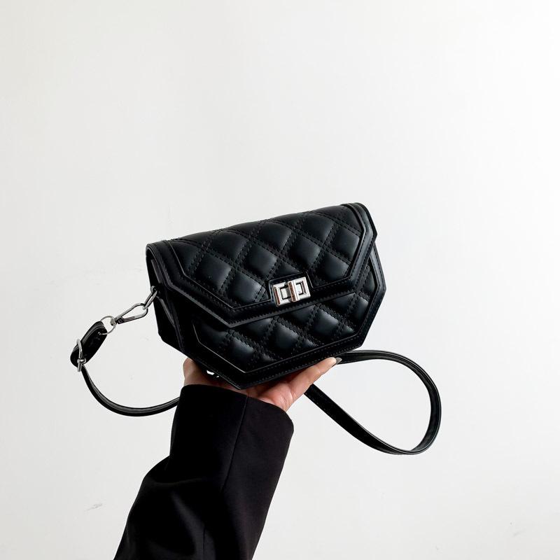 

Модная сумка-мессенджер через плечо с замком-пряжкой, женская, с текстурой, иностранного стиля, сумка-седло чёрный