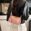 Simple and fashionable commuter small bag women's spring new high-end messenger casual small square bag