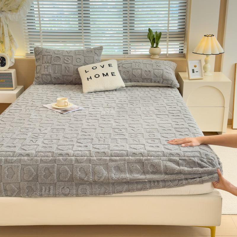 Thickened Winter Bed Cover: Non-slip Milk Velvet & Coral Flannel