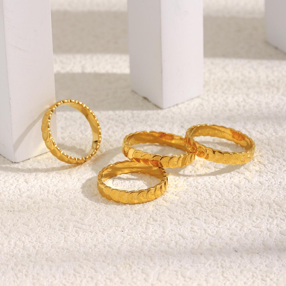 MamacitaSlay 316L Stainless Steel Fish Scale Texture Ring 18K Gold Plated Waterproof Jewelry For Women Stackable Minimalist Ring