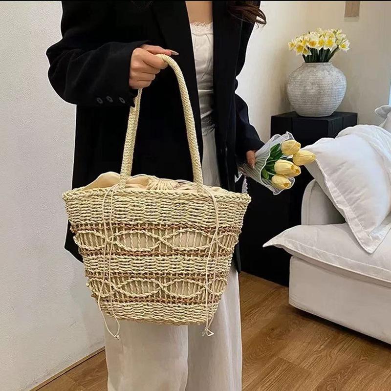 Large Capacity Straw Woven Shoulder Tote Bag for Beach