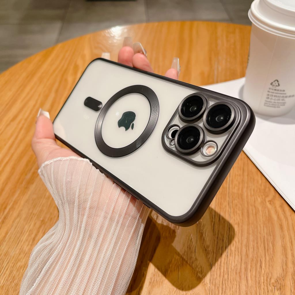 Luxury For Magasfe Wireless Charging Magnetic Case for iPhone 15 14 Plus 13 12 11 Pro Max Matte Plating Clear Soft Silicon Cover