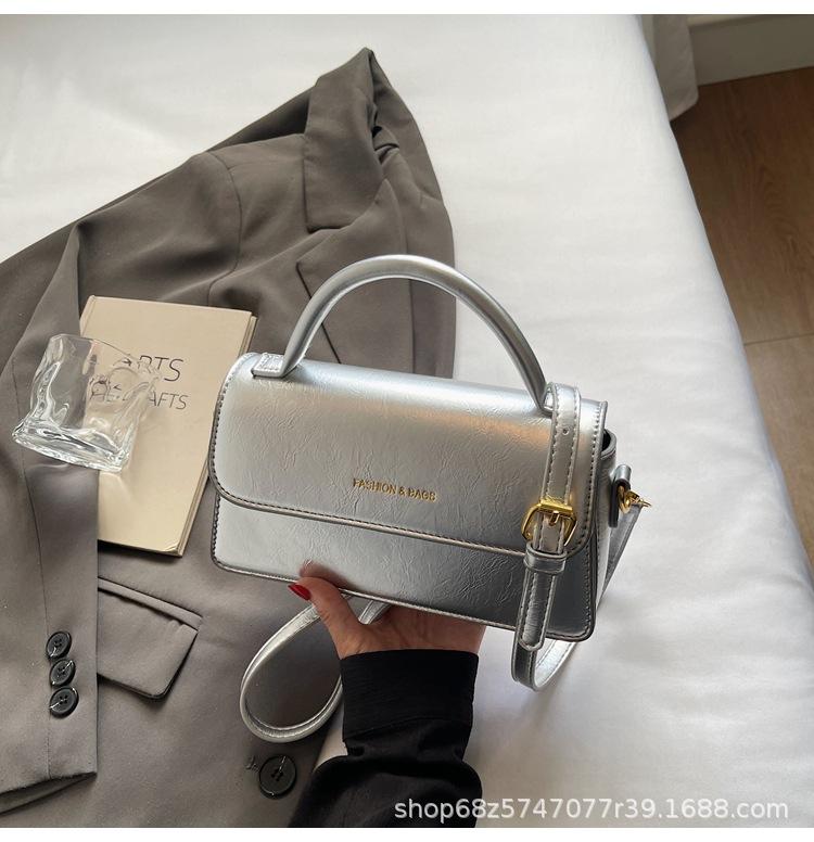 Retro Small Square Bag High-end Sense 2025 New Fashionable and Simple Korean One-shoulder Crossbody Bag Women's Daily Handbag