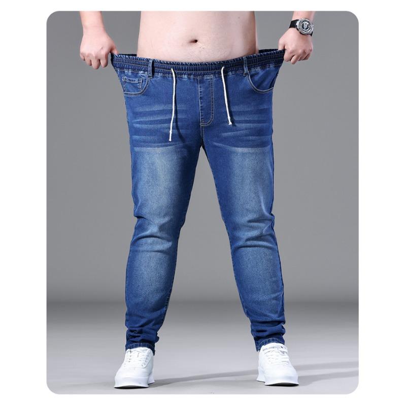 Jeans für Übergrößen: Schmal geschnitten, Skinny-Bein, Trendige Marke, Vielseitig, Stretch, Minimalistische Freizeithose