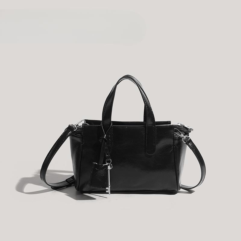 

Сумки, сумки-мешки с летающими ушками, фактурные сумки, женские сумки для поездок на работу, модные и универсальные сумки через плечо для женщин