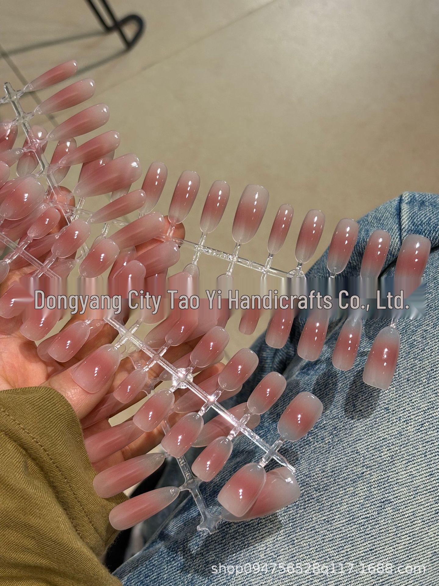 

Owner s Real Shot: Pure Desire Blush Hand-Painted Wear-On Nails Long Pointed Oval XS, S, M