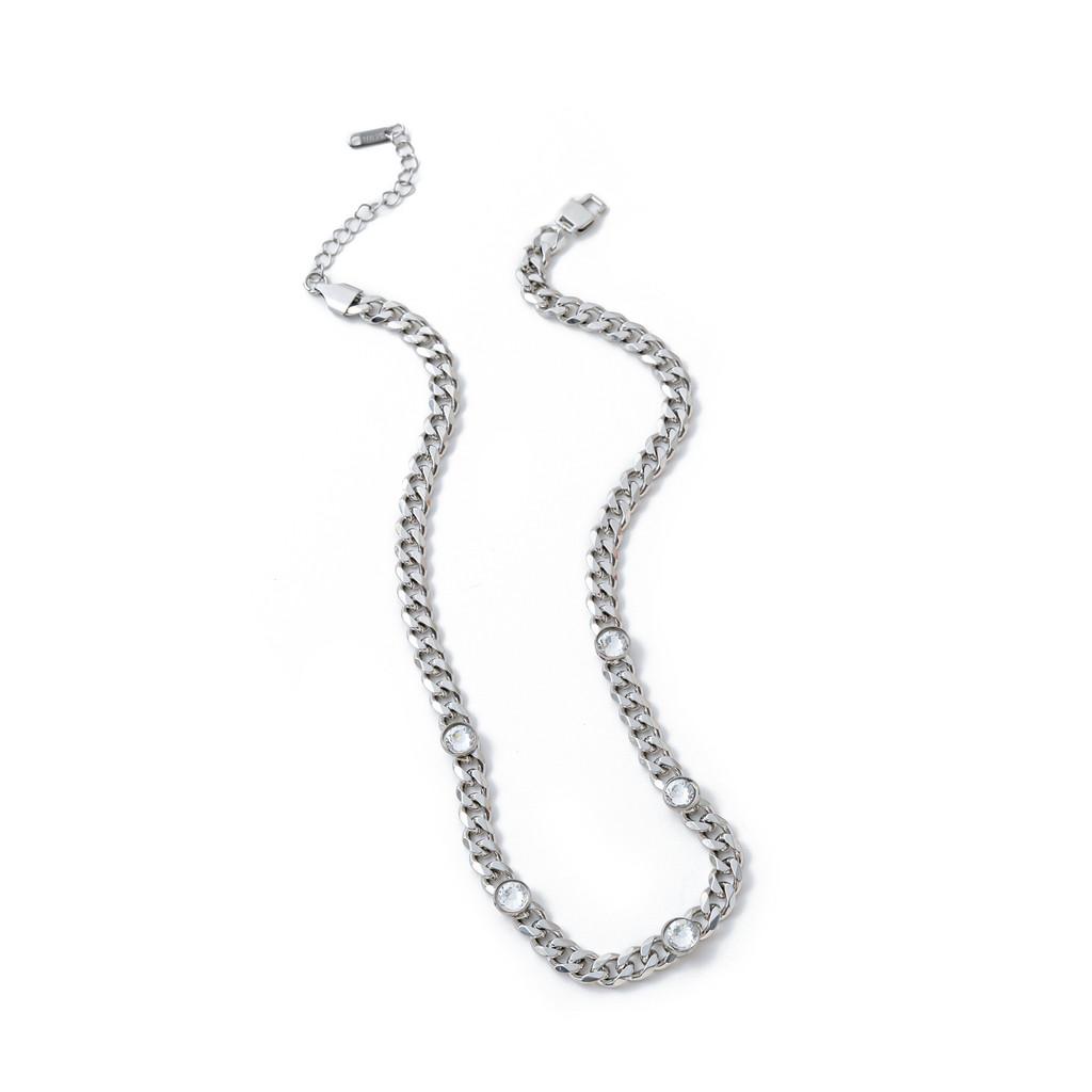 Geometric Water Drop Necklace With Cz Stones For Fashionable Women And Men