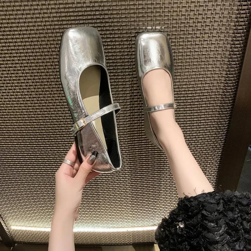 New Women's Flat Shoes Soft Sole Comfortable Square Head Shallow Mouth Casual Shoes Fashionable Women