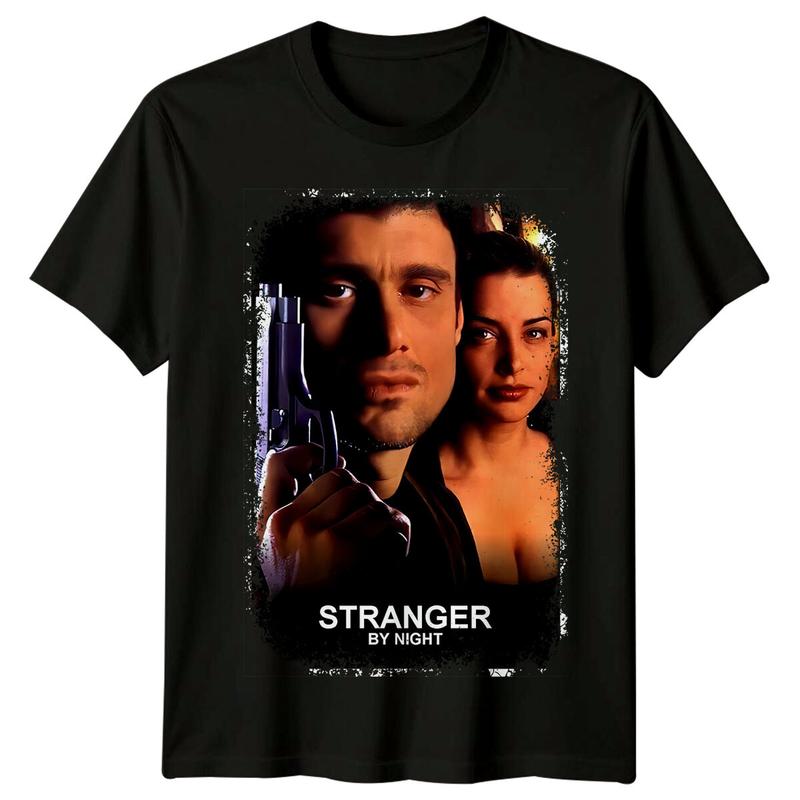 

Ночной незнакомец (1994) Унисекс футболка в стиле ретро-постера к фильму XL