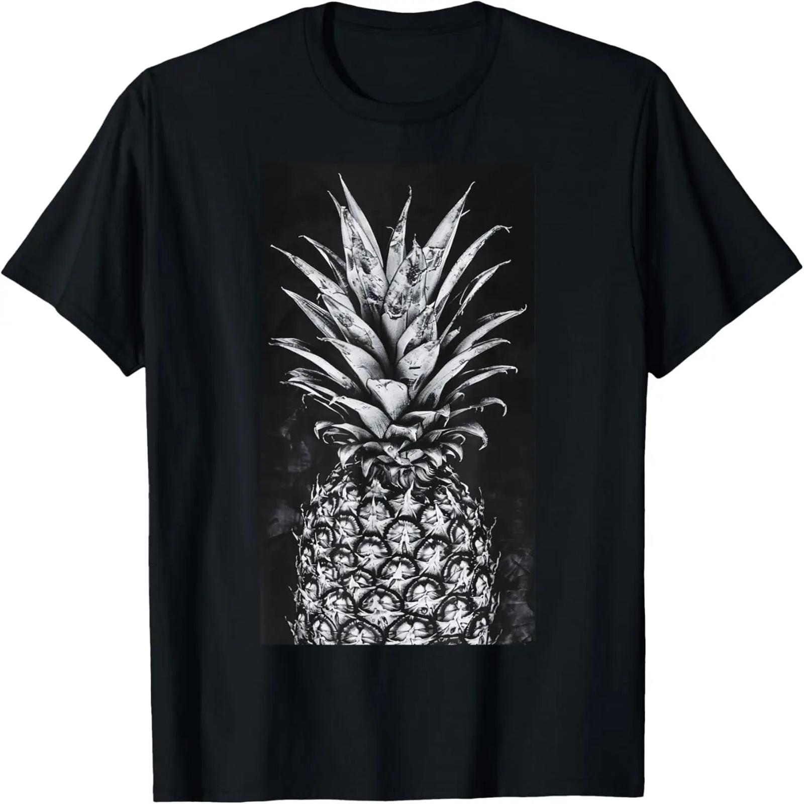 Monochrome Pineapple Detailed Pineapple T-Shirt S