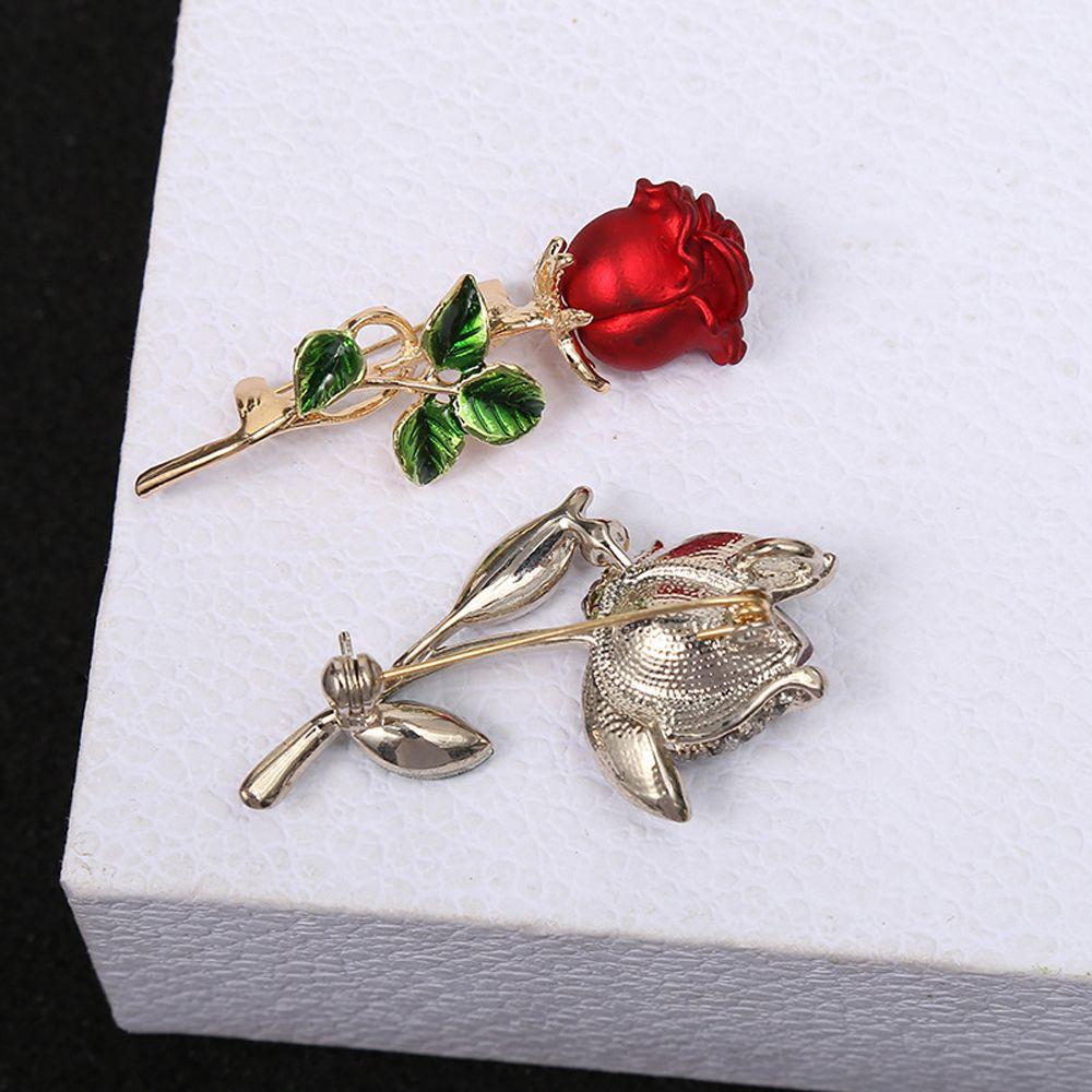 Hollow Crystal Red Rose Flower Korean Enamel Pin Women Rose Brooches Backpack Decoration Badges Pin