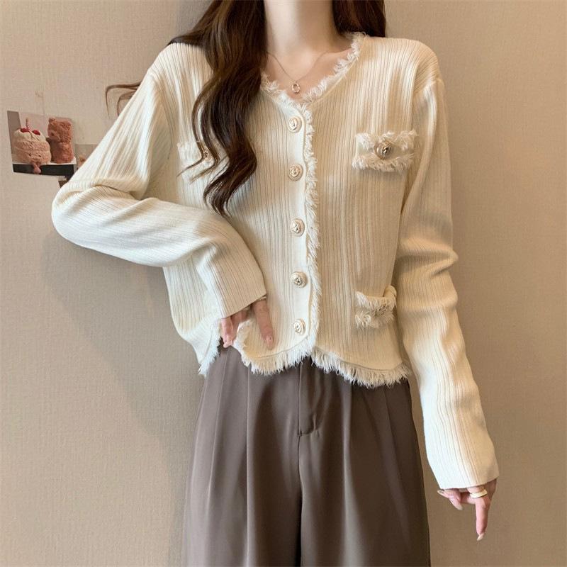 Korean Version Of Autumn And Winter New French Xiaoxiangfeng V-Neck Short Sweater With Cardigan Top And Women'S Jacket