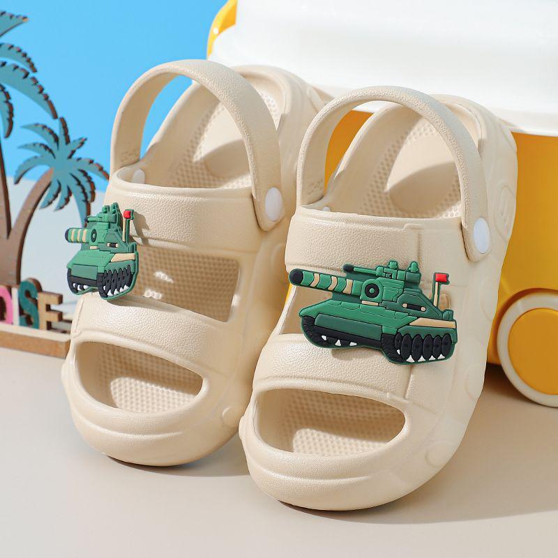 Kids' Military Style EVA Slippers: Boys' Summer Anti-slip, Anti-collision Indoor Sandals for Bathroom and Shower.