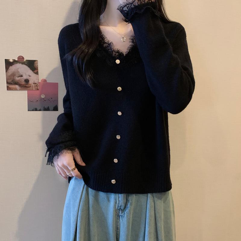 Plus Size Lace Patchwork Sweater - Slim Fit Knitwear for Women (Autumn/Winter)
