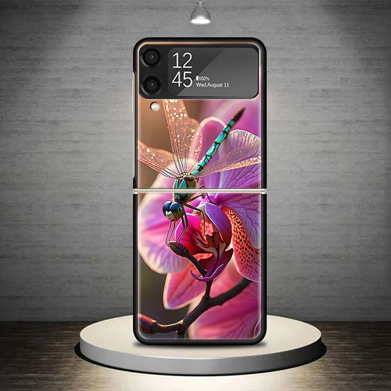 Beautiful Dragonfly Enthusiasts Phone Case For Samsung Galaxy Z Flip 7 6 5 4 3 5G Shockproof Cover Z Flip7 Flip6 ZFlip5 Flip3 Fl