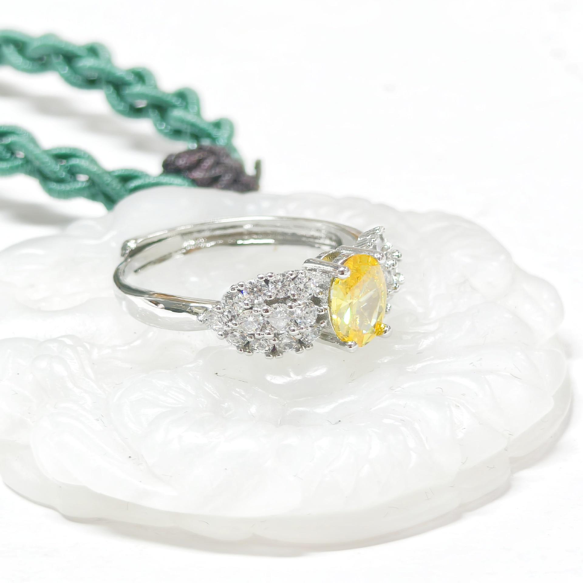 

Gusen Jewelry Ice Flower Cut Oval Zircon Ring with High Carbon Diamond - Colorful European and American Style One Size