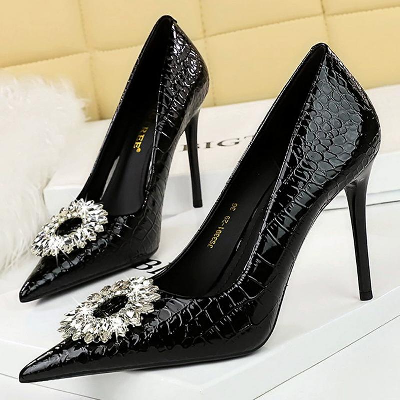 Fashion Women Pumps Patent Leather Snake Patterned Rhinestone High Heels 10 CM Stilettos Sexy Party Shoes Luxury Women Heels