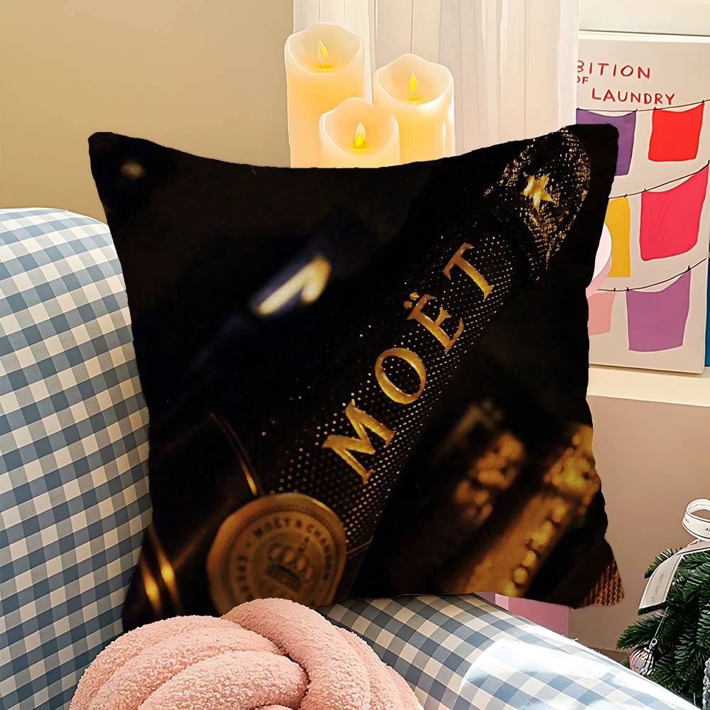 Brand M-Moet C-Chandon Luxury Maple Design Cushion Cover Happy Autumn Harvest Decor Holiday Decorati Pillow Cover
