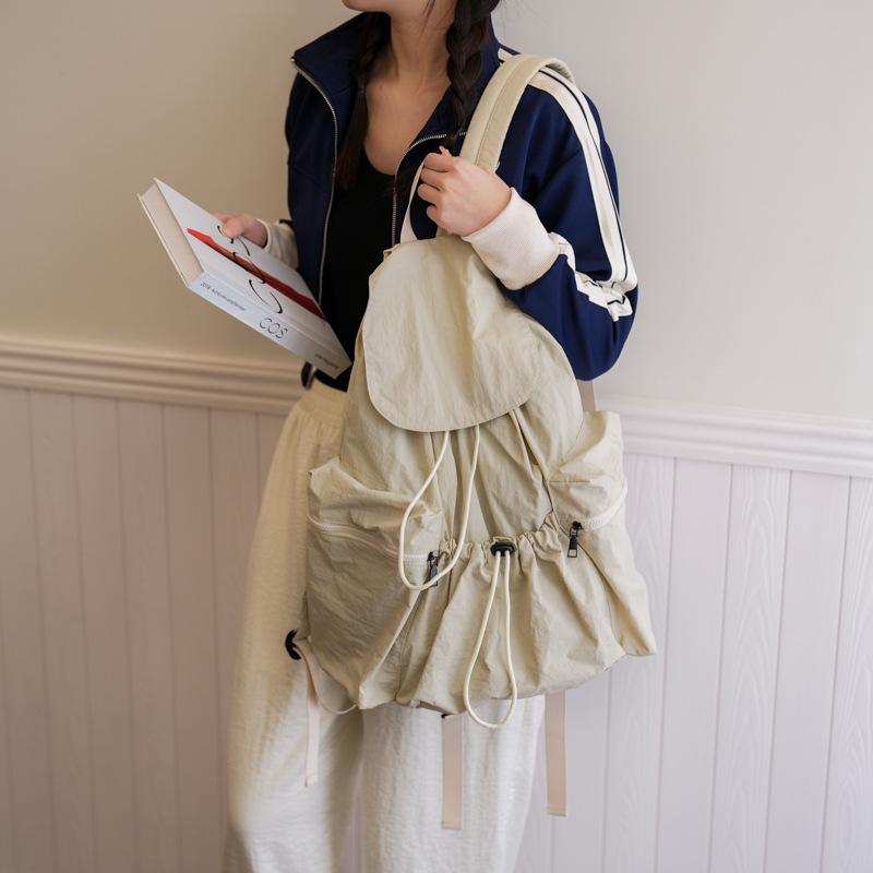 

Ins Style Backpack New Fashionable Pleated Personalized Large Capacity Flip Backpack