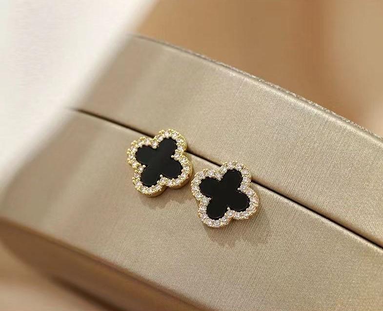 

Универсальные серьги-пусеты в виде четырехлистного клевера с бриллиантами - Корейский стиль, высококачественная бижутерия из перламутра для женщин