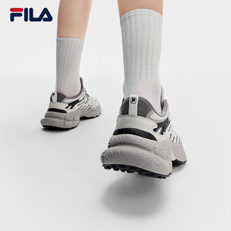 Fila Women's Fern Thick-Soled Dad Sneakers