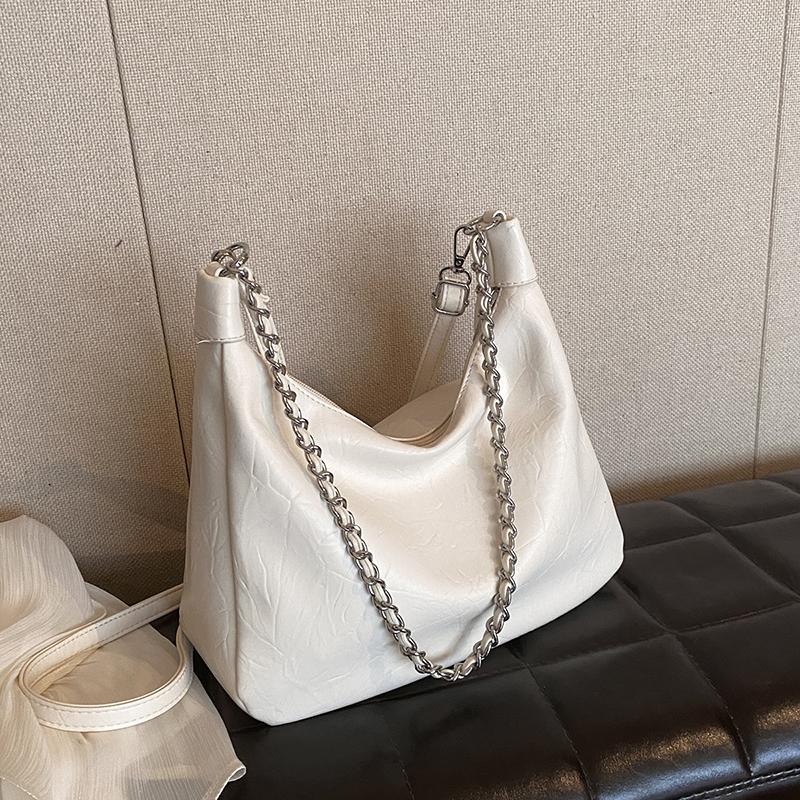 Soft Leather Large Capacity Women Shoulder Bags Simple Zipper Design Female Commuter Handbags Fashion Chains Underarm Bag
