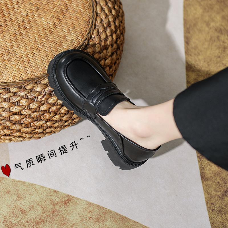 Spring and autumn new thick-soled inner height increase, one pedal thick heel Loafu small leather shoes women's small size 32333