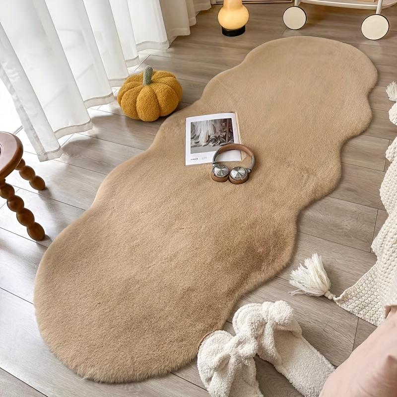 Soft White Faux Rabbit Fur Area Mat, Cozy & Comfortable for Bedroom, Office, or Living Room Decor, Cozy Home Decor | Modern Mat Design