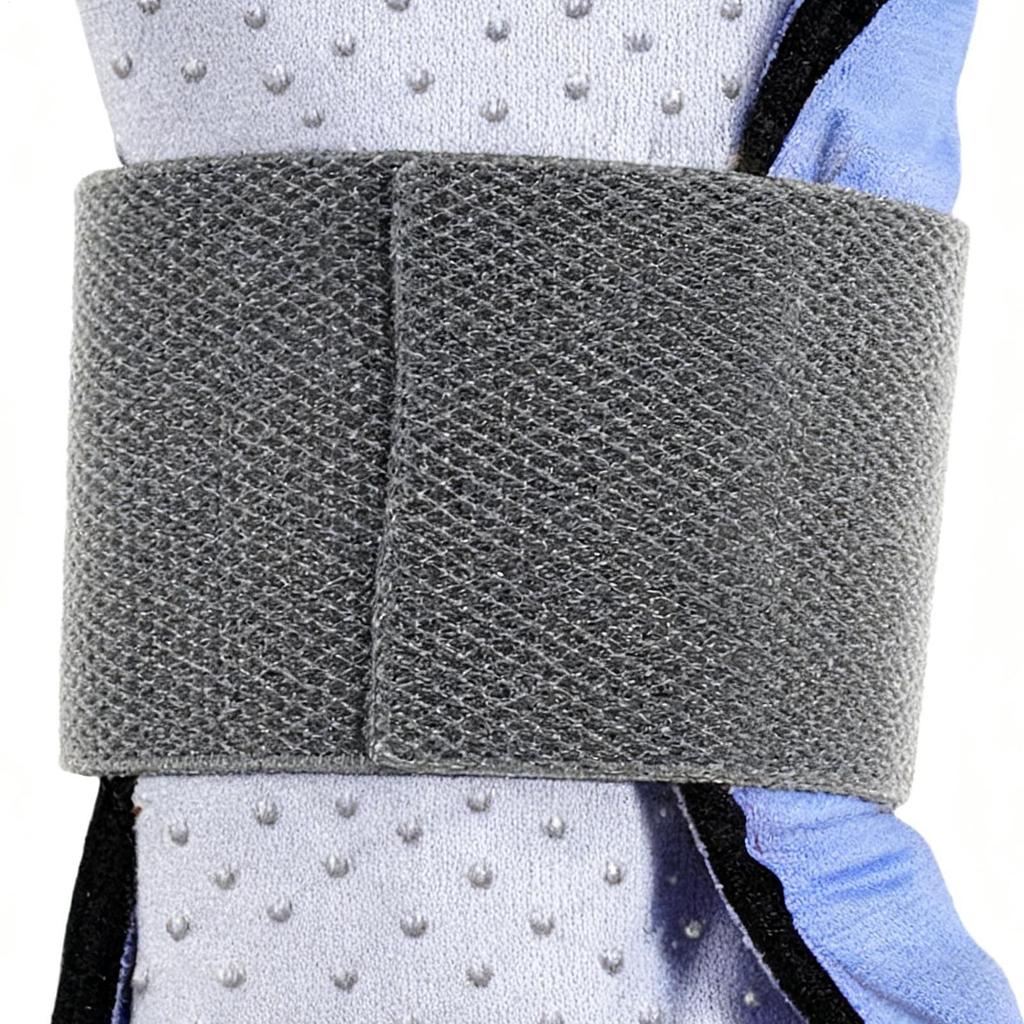 Dog Boots For Snow Thermal Paw Shoes For Pet Pet Non-Slip Boots For Small Medium And Large Dogs Winter Hiking Outdoor Walking