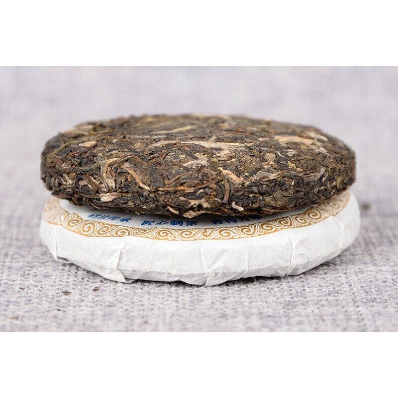 Yunnan Pu'er Tea Leaves Yiwu Tea Cake Raw Pu'er Tea Cake 50g