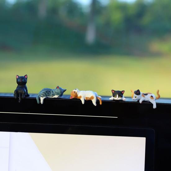 Dekorace na palubní desku auta Kočka Mini figurky spící koťátka na čelní sklo a konzoli Roztomilé PVC ozdoby Bezpečný rozkošný doplněk do interiéru auta