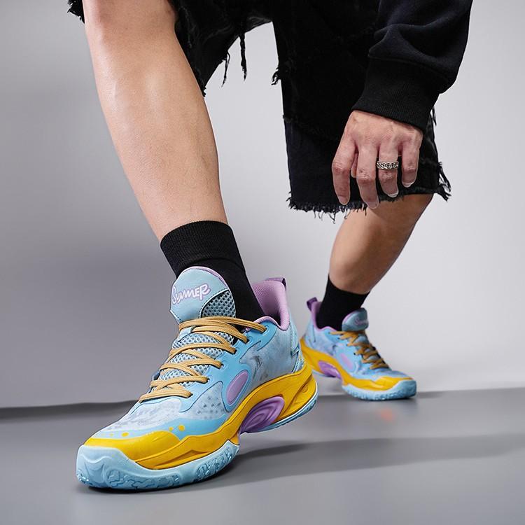 Ultra-light 2025 youth basketball shoes breathable non-slip grip wear-resistant low-top men's running sneakers student sneakers